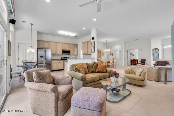 Dining room, Interior, Kitchen, Living room, Pendant Lights, Recessed Lighting, Stainless Steel Appliances