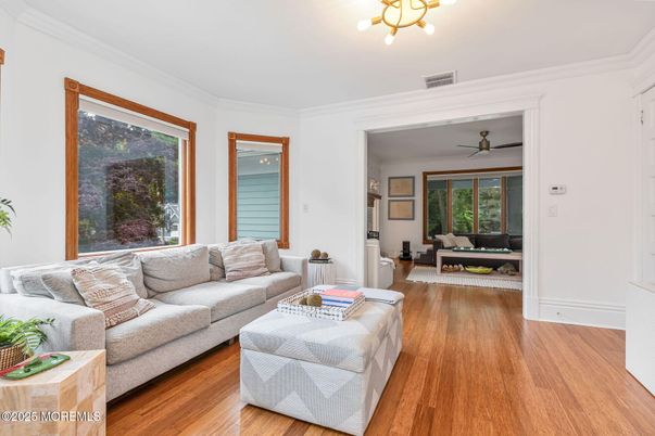 Interior, Living room, Pendant Lights, Wood Texture Flooring