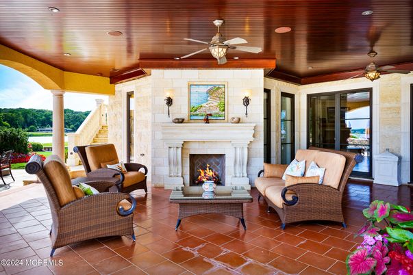 Exterior, Fireplace
