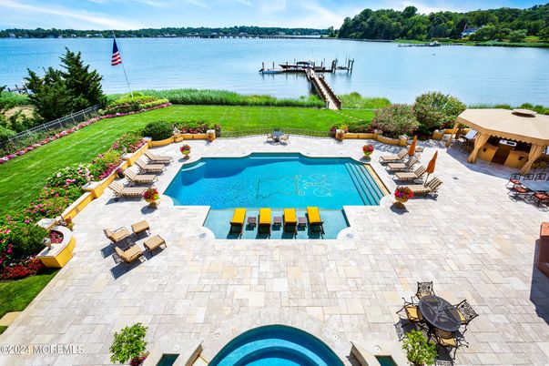 Exterior, Pool, Water