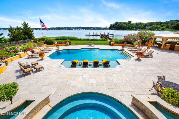 Exterior, Pool, Water