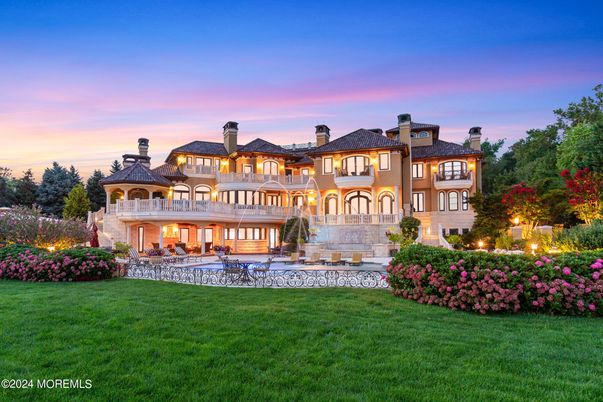 Backyard, Exterior, Facade, French Provincial