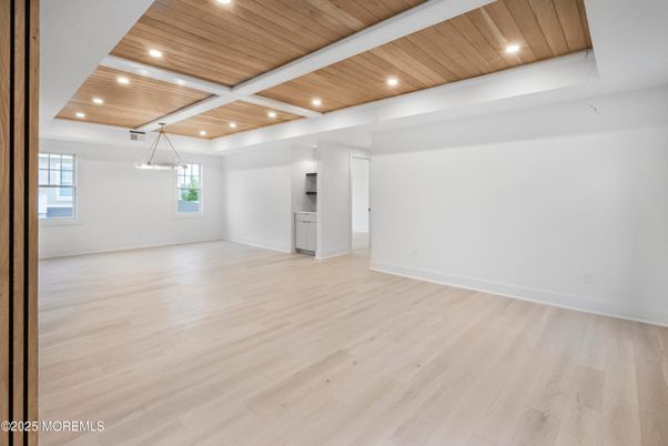 Empty room, Interior, Recessed Lighting, Wooden Ceilings, Wood Texture Flooring
