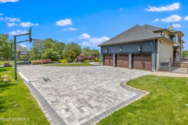 Backyard, Detached Garage, Exterior