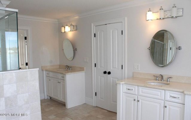 Bathroom, Dual Sink Vanities, Glass Shower, Interior