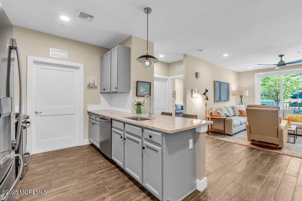 Interior, Kitchen, Living room, Pendant Lights, Recessed Lighting, Wood Texture Flooring