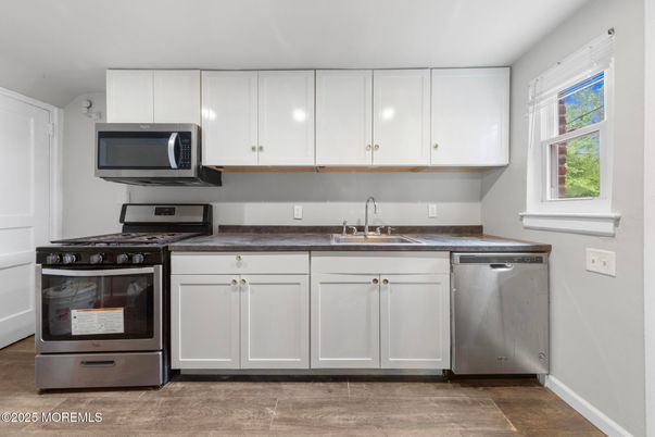 Interior, Kitchen, Stainless Steel Appliances, Wood Texture Flooring
