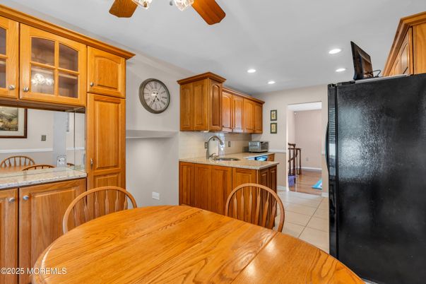 Dining room, Interior, Kitchen, Recessed Lighting