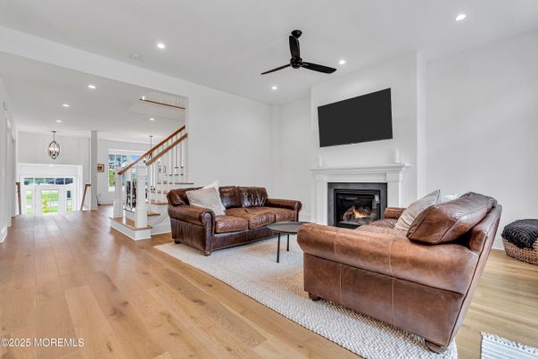 Fireplace, Interior, Living room, Pendant Lights, Recessed Lighting, Wood Texture Flooring