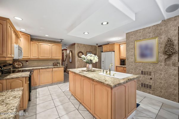 Interior, Kitchen, Recessed Lighting
