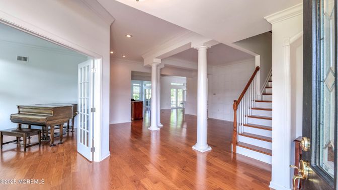 Interior, Piano, Recessed Lighting, Wood Texture Flooring