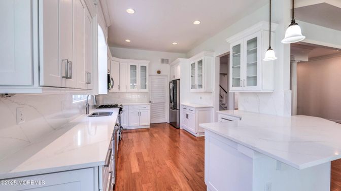 Interior, Kitchen, Pendant Lights, Recessed Lighting, Wood Texture Flooring