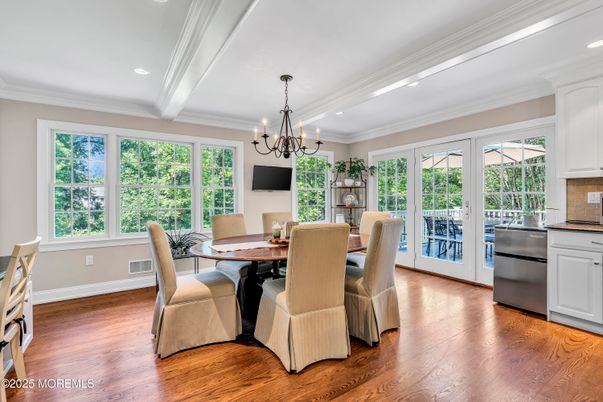 Chandelier, Dining room, Interior, Kitchen, Recessed Lighting, Wood Texture Flooring