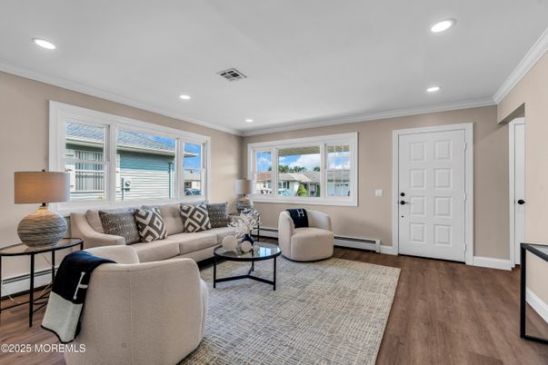Interior, Living room, Recessed Lighting, Wood Texture Flooring