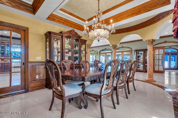 Chandelier, Dining room, Interior, Recessed Lighting
