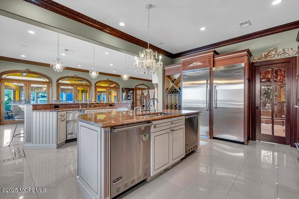 Chandelier, Interior, Kitchen, Pendant Lights, Recessed Lighting, Stainless Steel Appliances