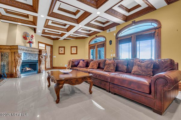 Fireplace, Interior, Living room, Recessed Lighting