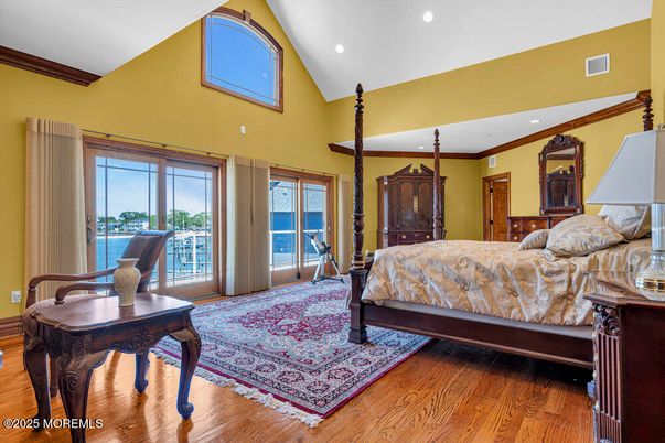 Bedroom, Interior, Recessed Lighting, Water, Wood Texture Flooring