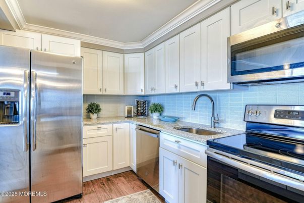 Interior, Kitchen, Stainless Steel Appliances, Wood Texture Flooring