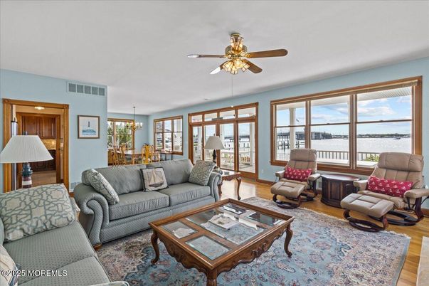 Chandelier, Dining room, Interior, Living room, Water, Wood Texture Flooring