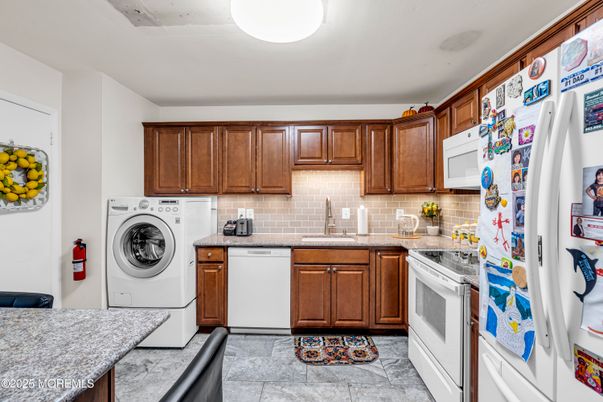 Interior, Kitchen, Washer