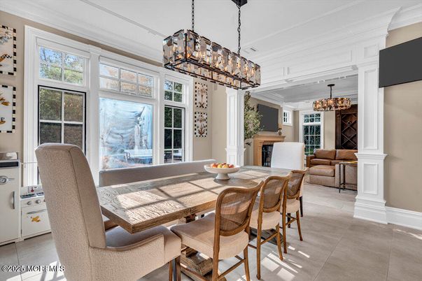 Chandelier, Dining room, Fireplace, Interior, Pendant Lights
