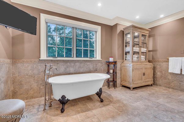 Bathroom, Free Standing Baths, Interior, Recessed Lighting
