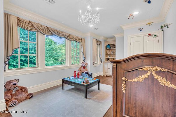 Chandelier, Interior, Recessed Lighting, Wood Texture Flooring