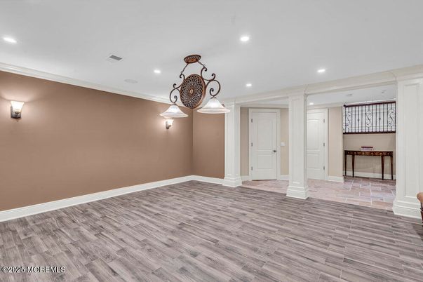 Empty room, Interior, Pendant Lights, Recessed Lighting, Wood Texture Flooring