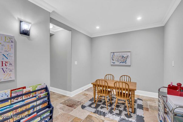 Dining room, Interior, Recessed Lighting