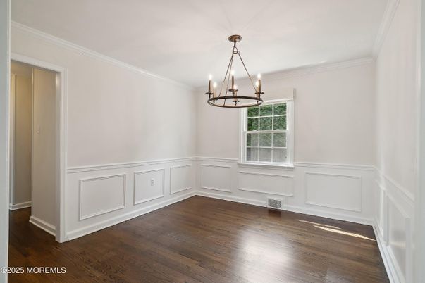 Chandelier, Empty room, Interior, Wood Texture Flooring
