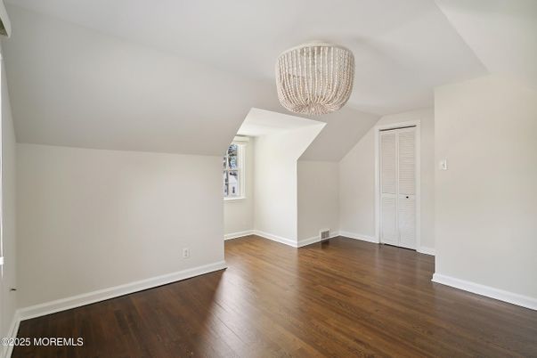 Chandelier, Empty room, Interior, Wood Texture Flooring