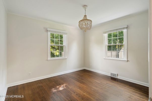 Chandelier, Empty room, Interior, Wood Texture Flooring