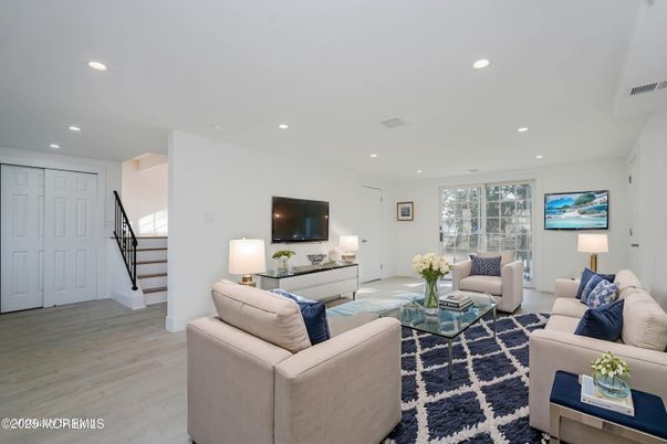Interior, Living room, Recessed Lighting, Wood Texture Flooring