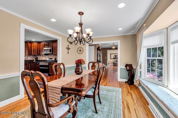 Chandelier, Dining room, Interior, Kitchen, Recessed Lighting, Wood Texture Flooring