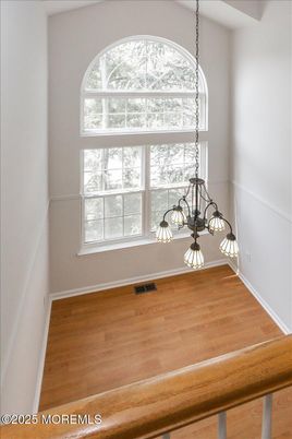 Interior, Pendant Lights, Wood Texture Flooring