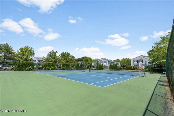 Exterior, Tennis Courts
