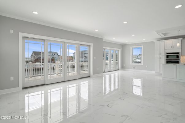 Empty room, Interior, Kitchen, Marble, Pendant Lights, Recessed Lighting