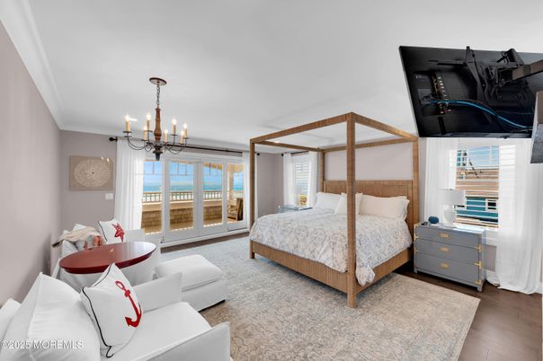 Bedroom, Chandelier, Interior, Pendant Lights, Water, Wood Texture Flooring