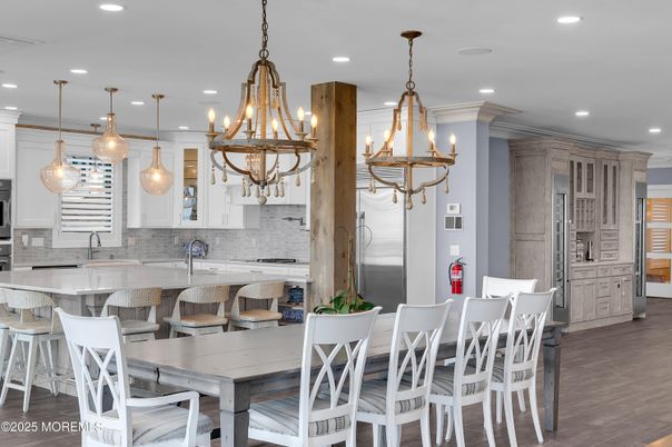 Chandelier, Dining room, Interior, Kitchen, Pendant Lights, Recessed Lighting, Stainless Steel Appliances