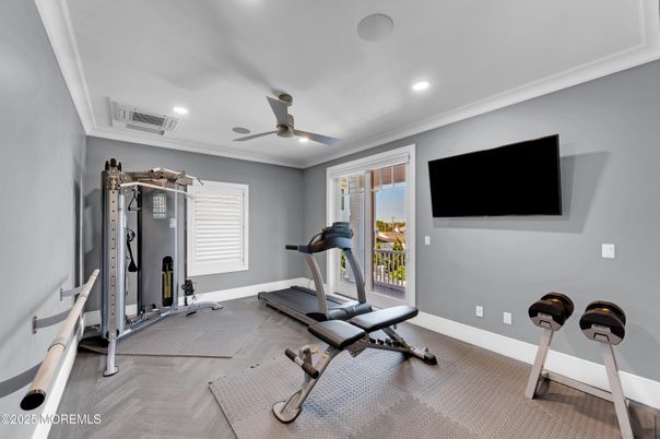 Fitness Equipment, Interior, Recessed Lighting