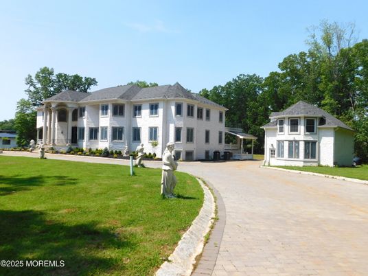 Backyard, Exterior, Facade, French Provincial