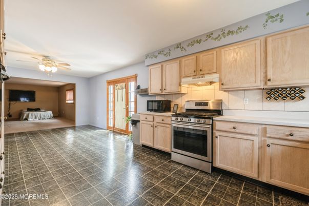 Interior, Kitchen, Stainless Steel Appliances