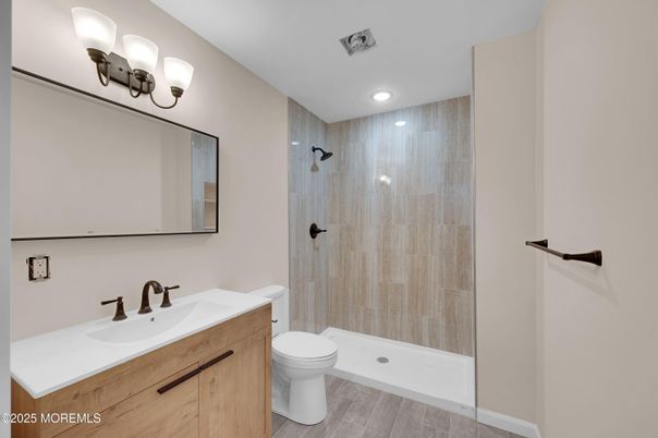 Bathroom, Interior, Recessed Lighting, Wood Texture Flooring
