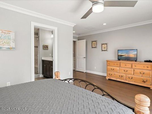 Bathroom, Bedroom, Interior, Recessed Lighting, Wood Texture Flooring