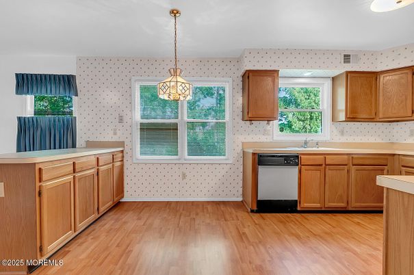 Interior, Kitchen, Pendant Lights, Wood Texture Flooring