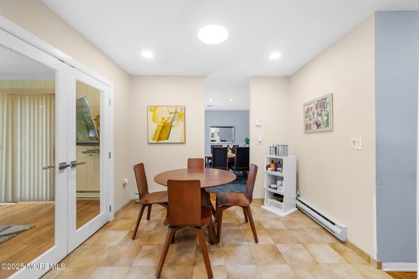Dining room, Interior, Recessed Lighting