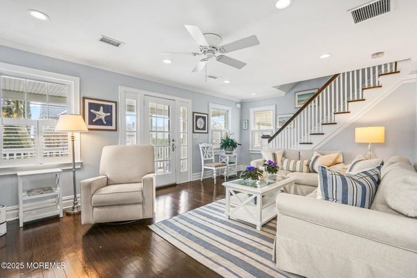 Interior, Living room, Recessed Lighting, Wood Texture Flooring