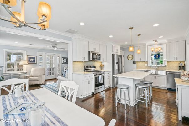 Interior, Kitchen, Living room, Pendant Lights, Recessed Lighting, Stainless Steel Appliances, Wood Texture Flooring