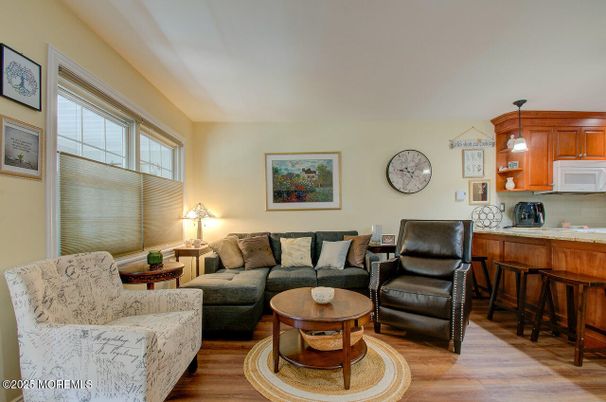Interior, Kitchen, Living room, Pendant Lights, Wood Texture Flooring